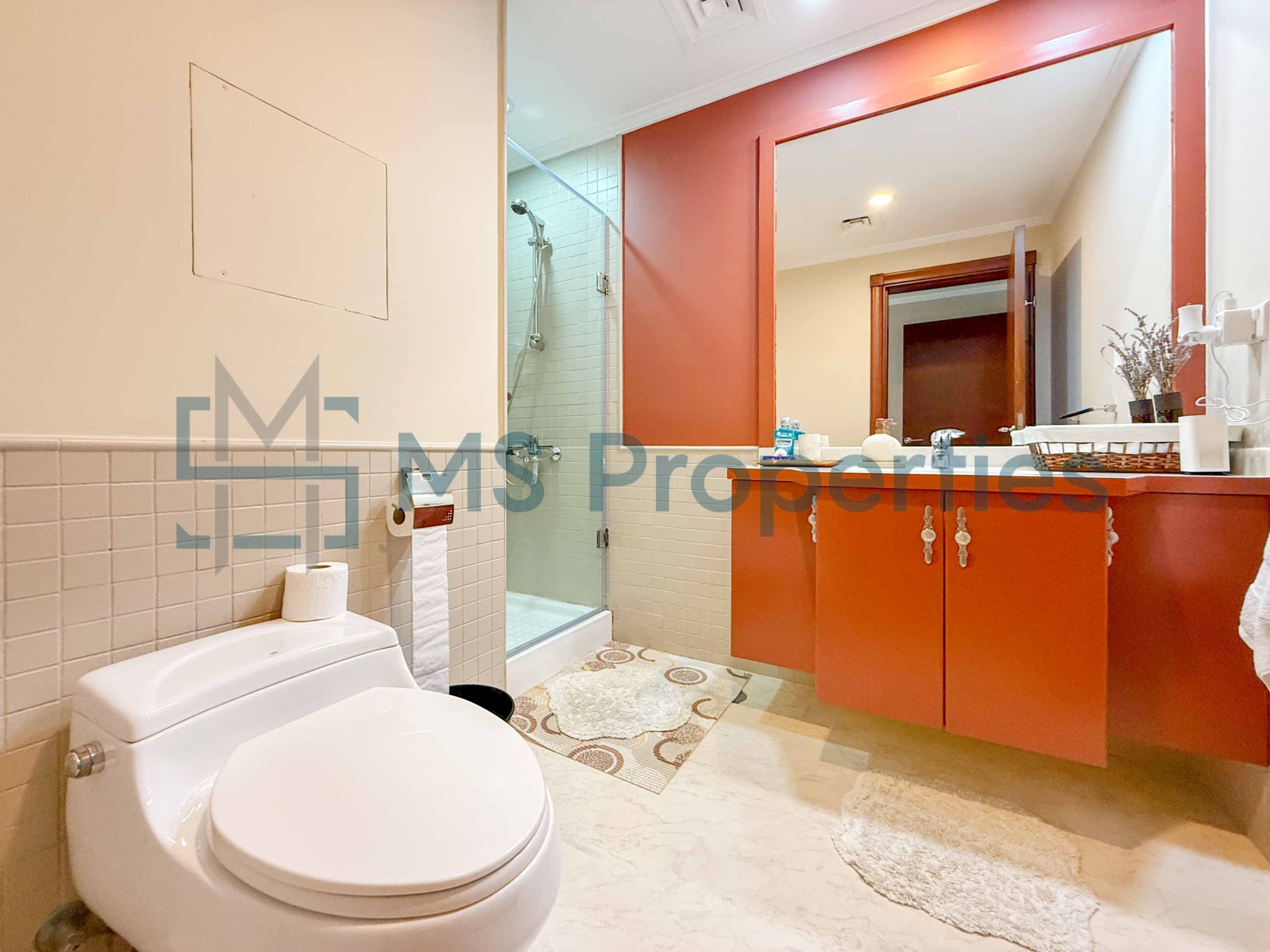 Stunning and Breath-taking 2BHK in Prime area of The Pearl