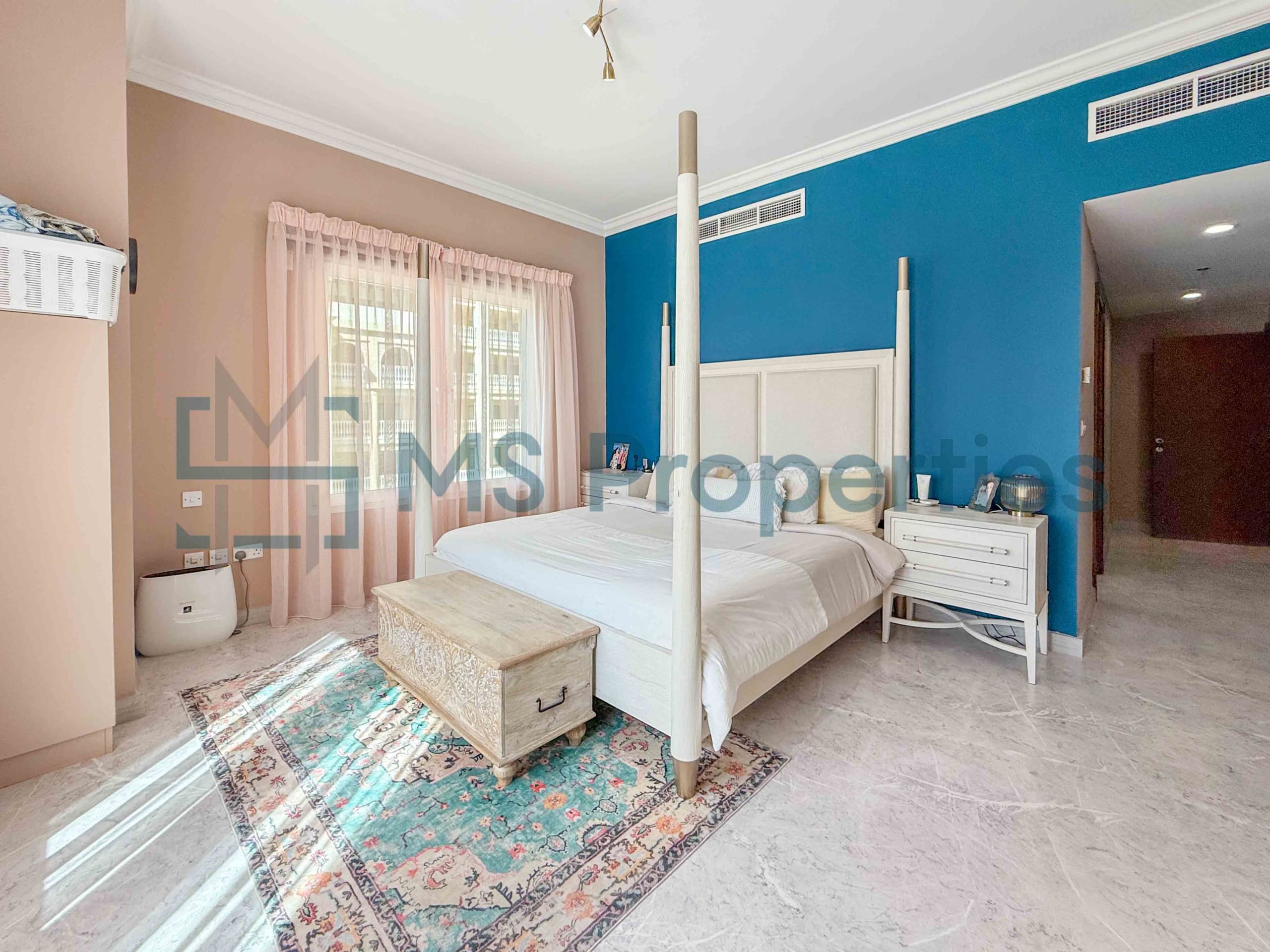 Stunning and Breath-taking 2BHK in Prime area of The Pearl