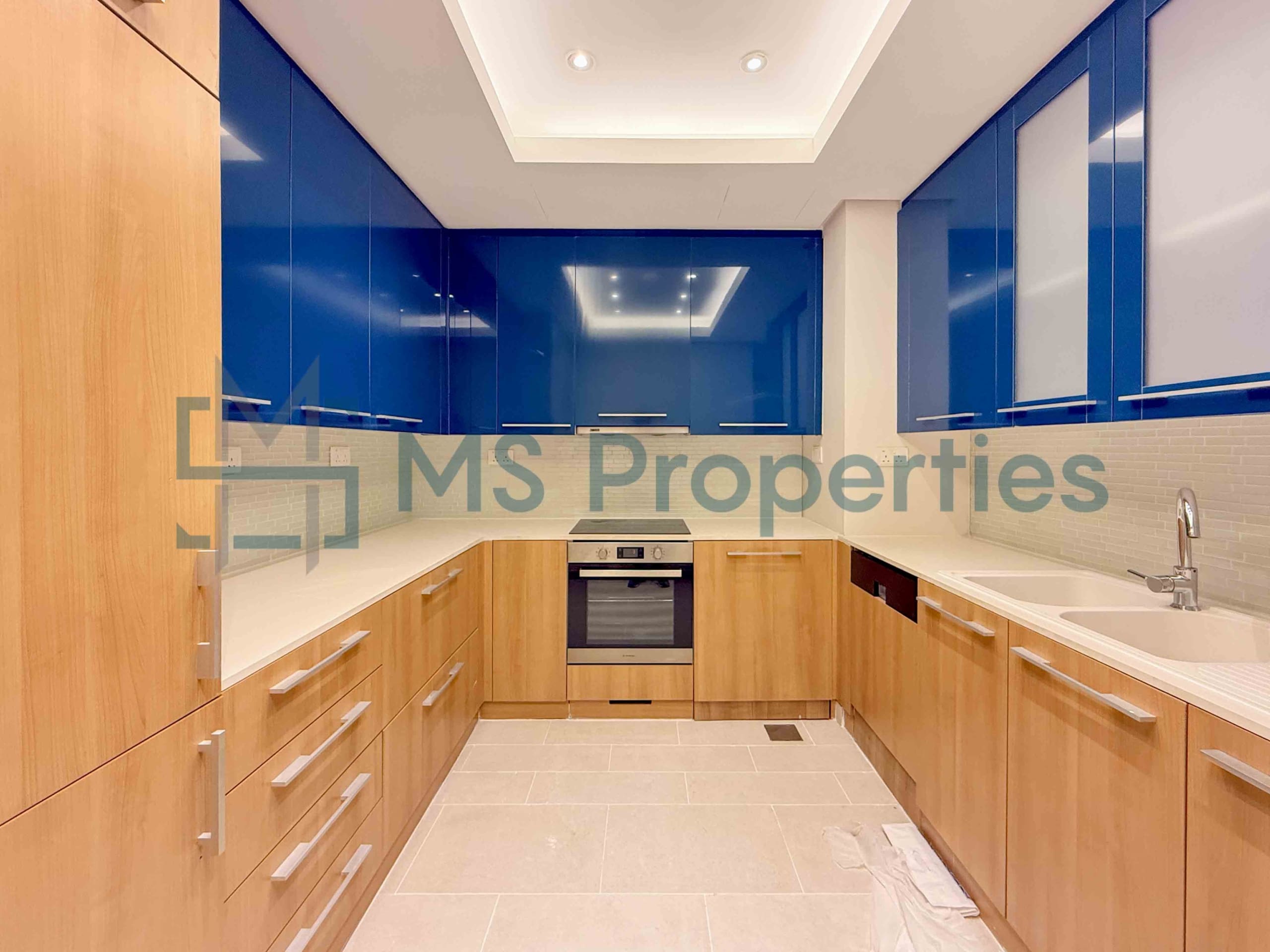 Contemporary 1BR Apartment | Sea View Balcony