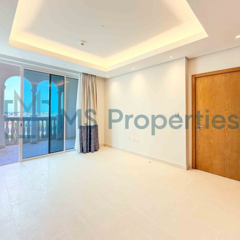 Contemporary 1BR Apartment | Sea View Balcony