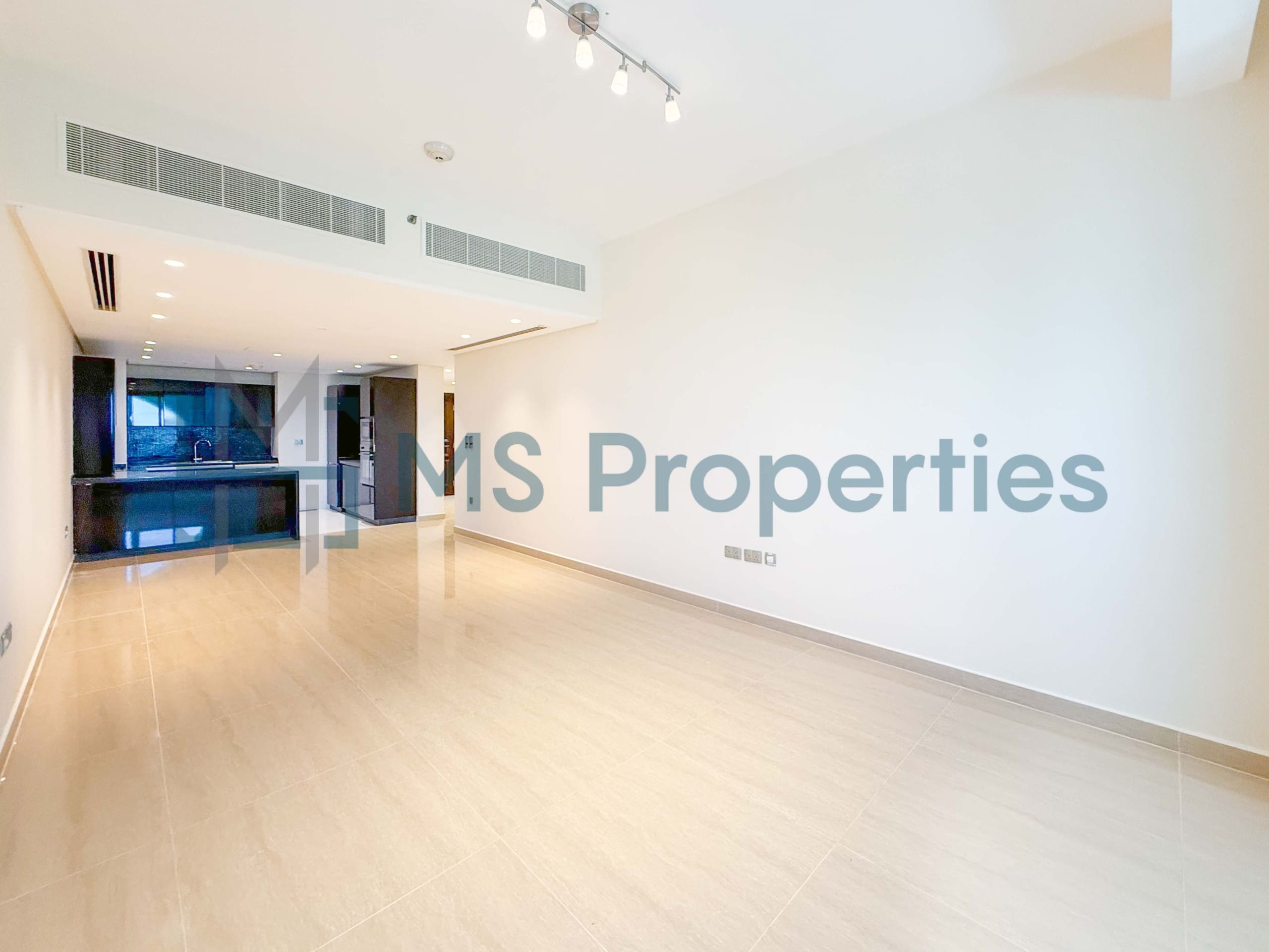 Clean and Bright 1BHK Apartment | Including Bills