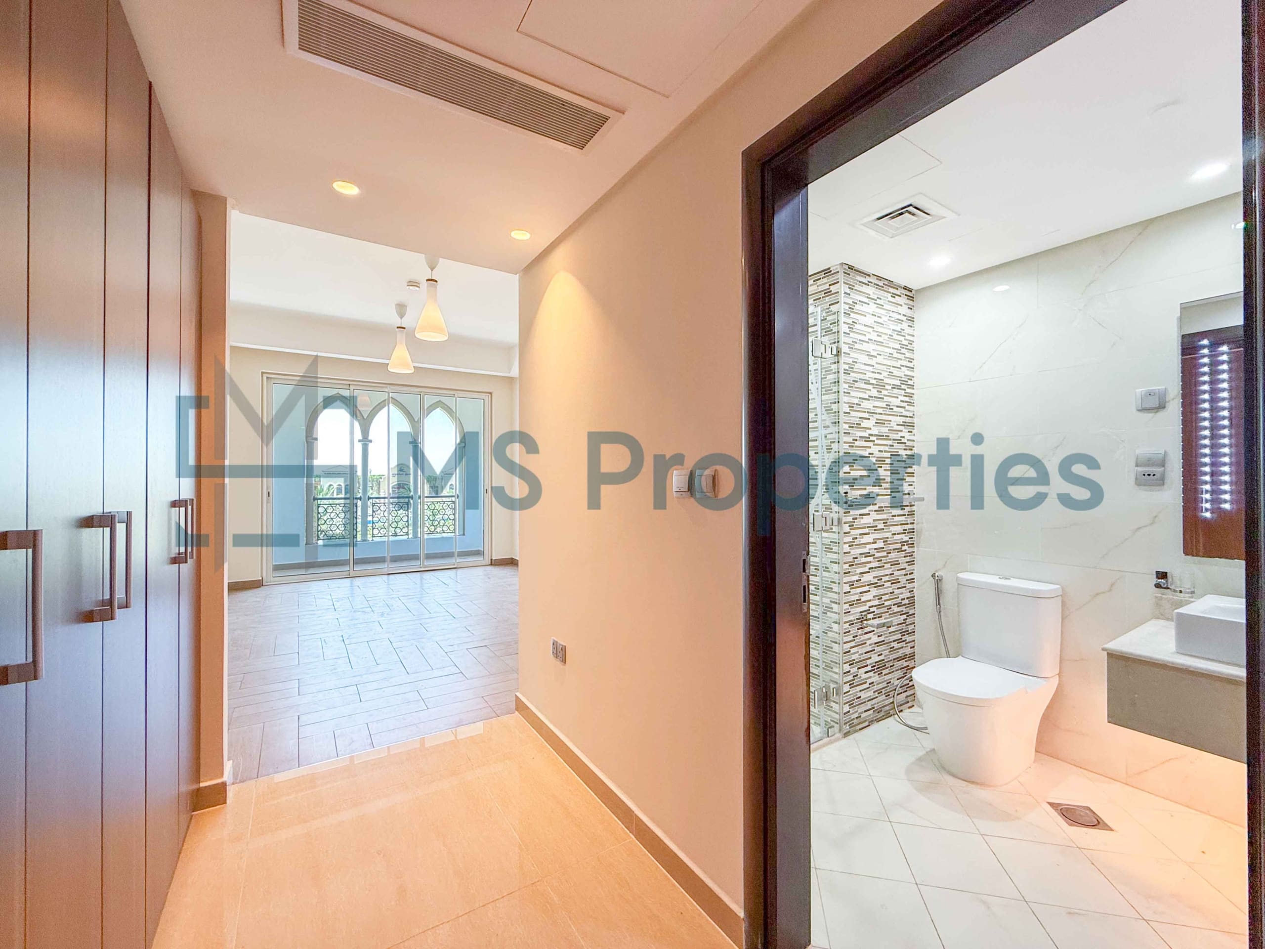 Clean and Bright 1BHK Apartment | Including Bills