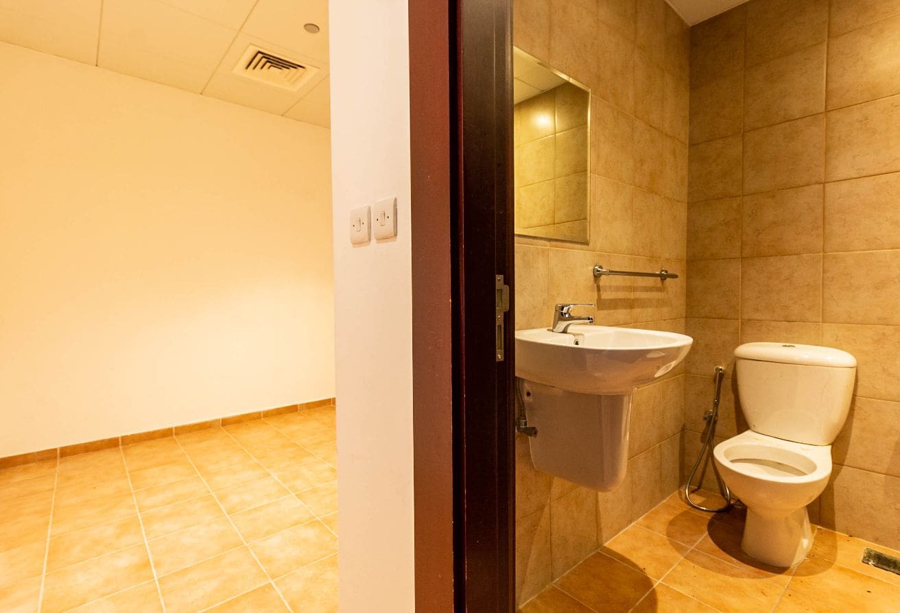 Discover Deals Offer | 2 BDR + Maid Flat with Balcony