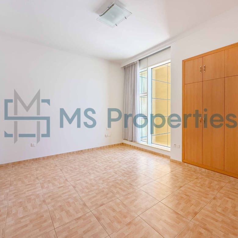 Luxurious 1BR Apartment with City View +QCool Included