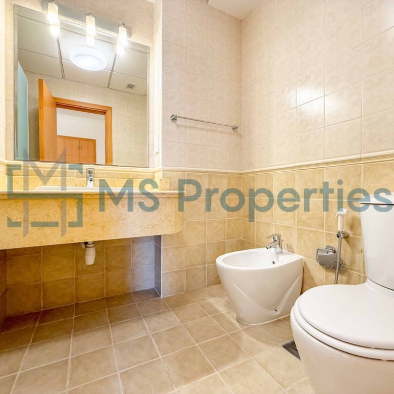 Spacious 3BDR+Maid w/ Balcony | City View | QCool Included