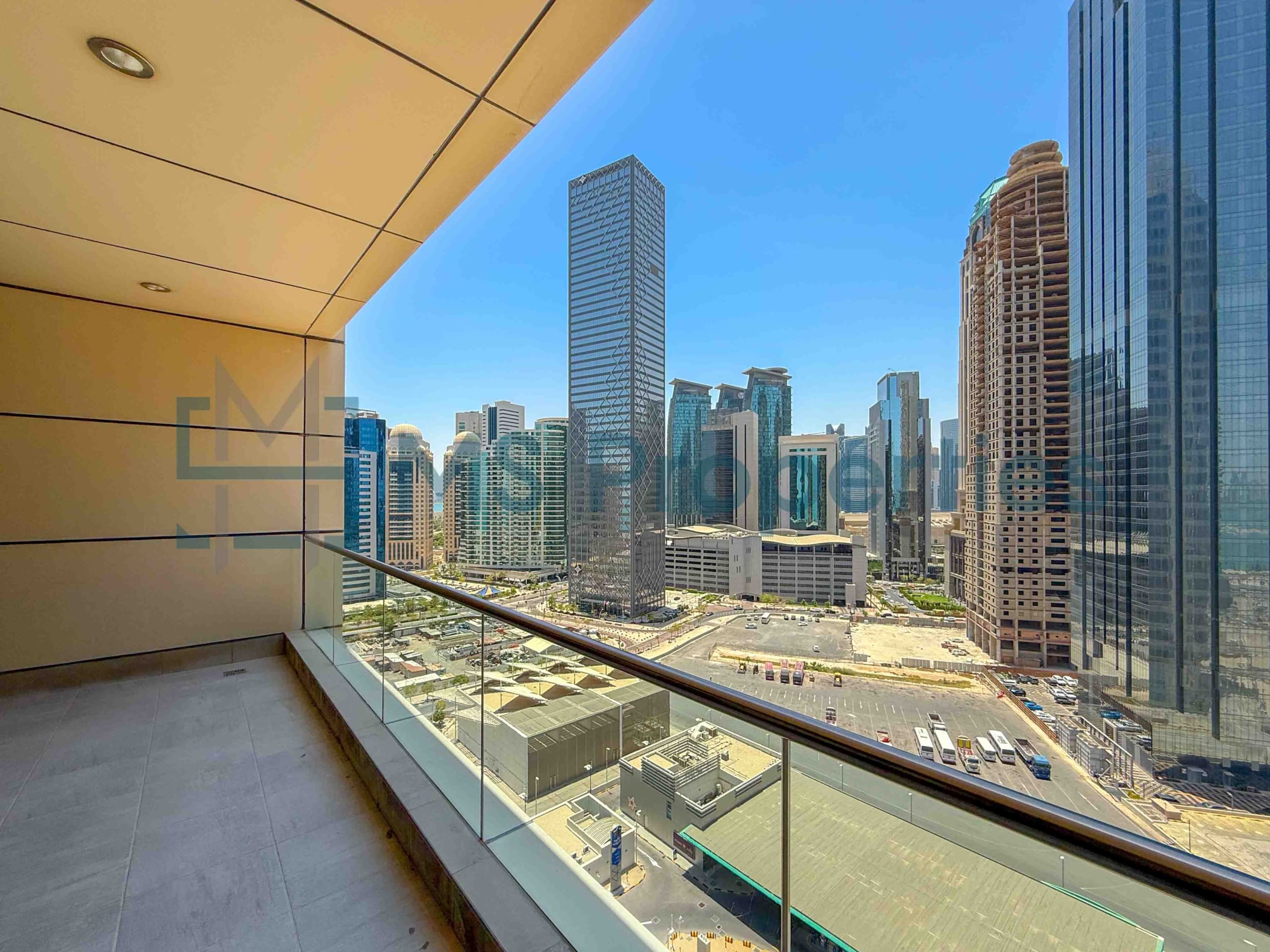 Spacious 3BDR+Maid w/ Balcony | City View | QCool Included