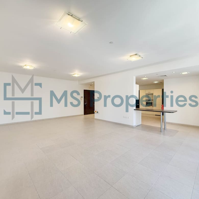 Spacious 3BDR+Maid w/ Balcony | City View | QCool Included