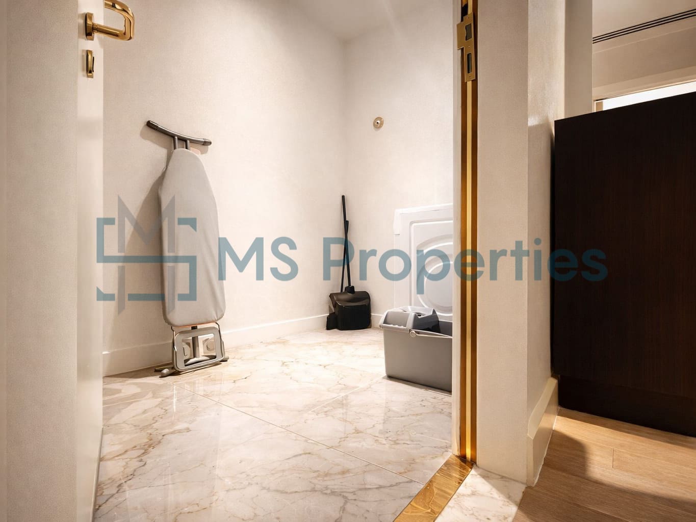 Amazingly Furnished 2 BHK Flats | Bills Included