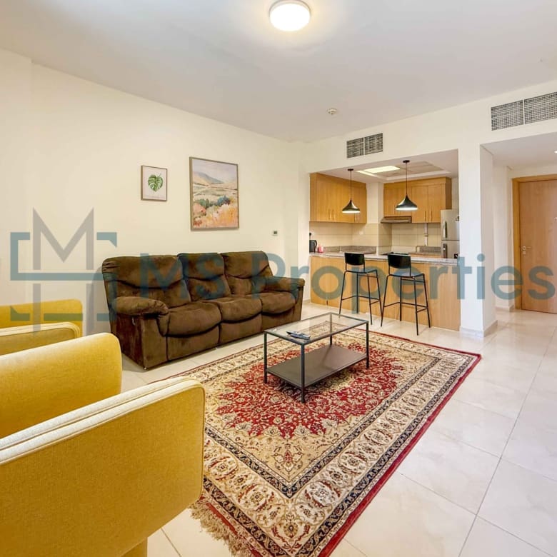 Elegant 1BR Apartment with Balcony | Prime Location