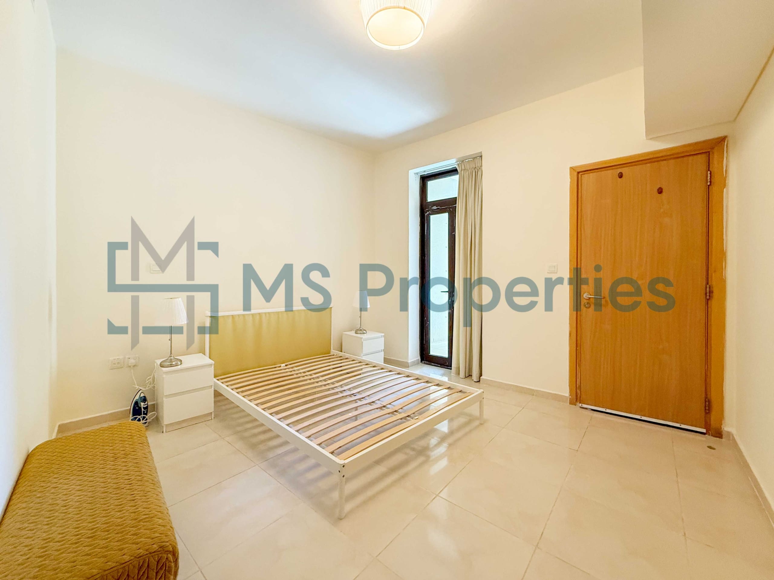Elegant 1BR Apartment with Balcony | Prime Location