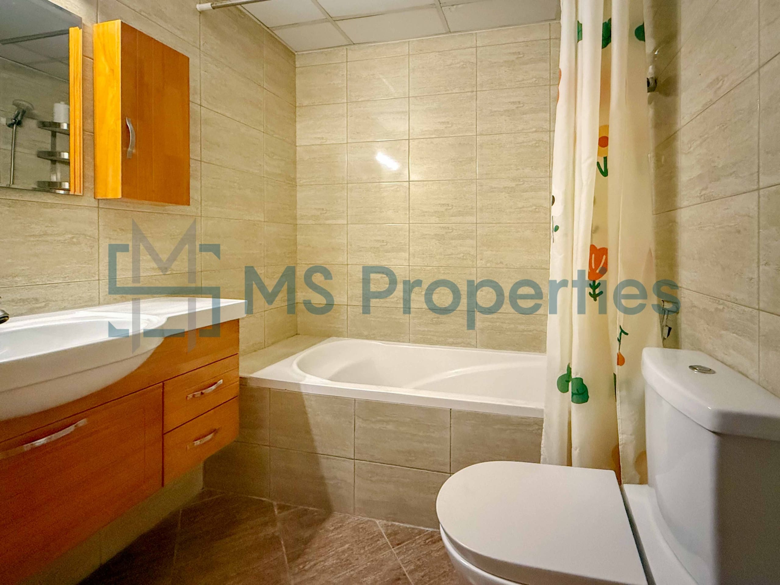 Elegant 1BR Apartment with Balcony | Prime Location