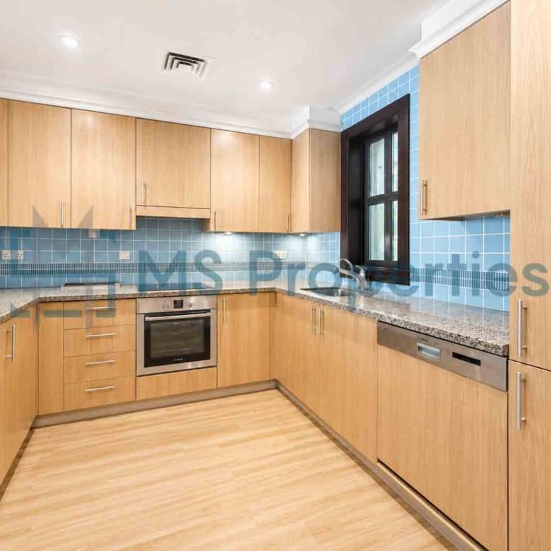 Premium 2BHK TownHouse w/ Amazing Marina View Balcony