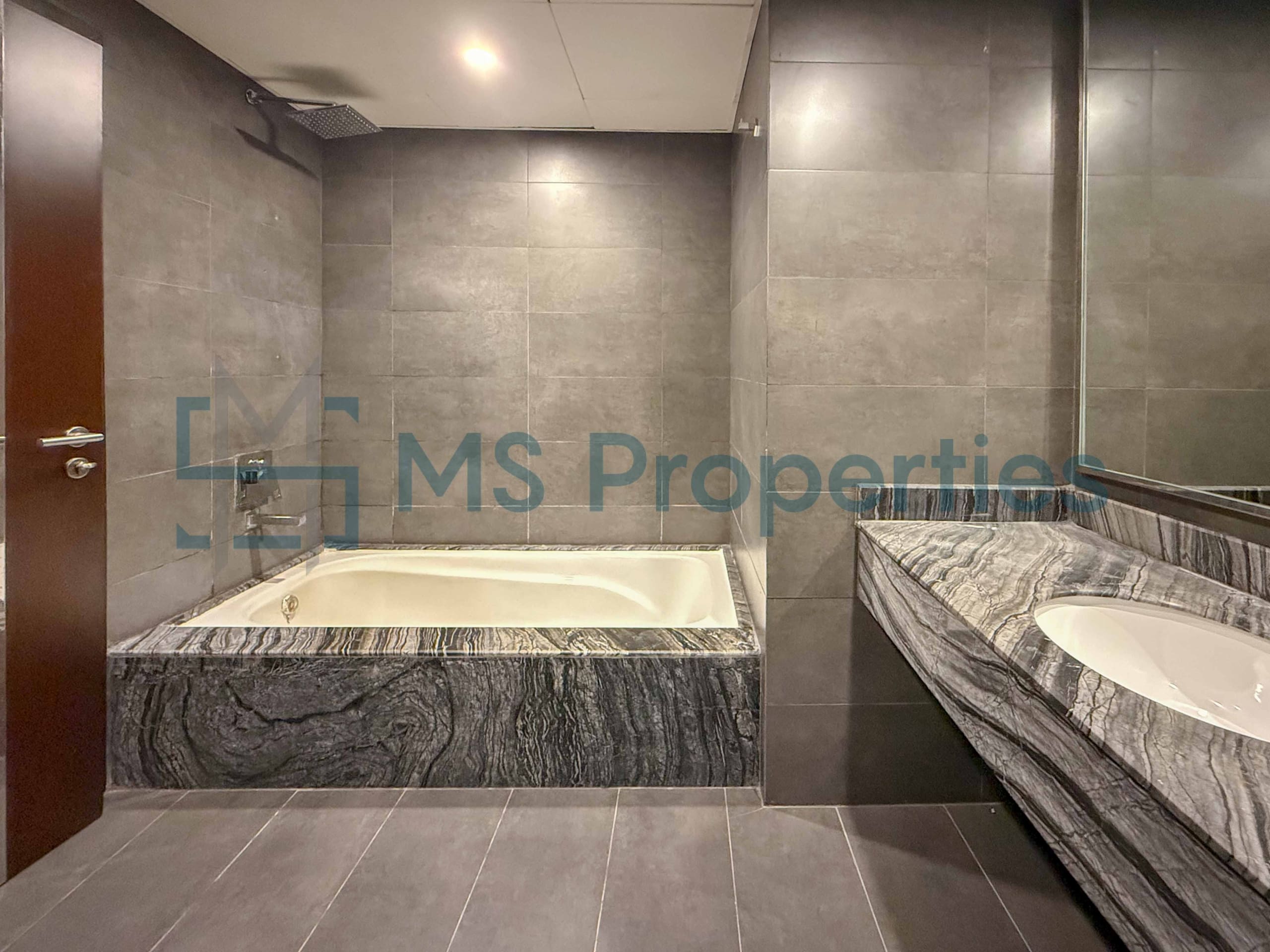 Bright and Clean 1BHK Furnished with Perfect Balcony