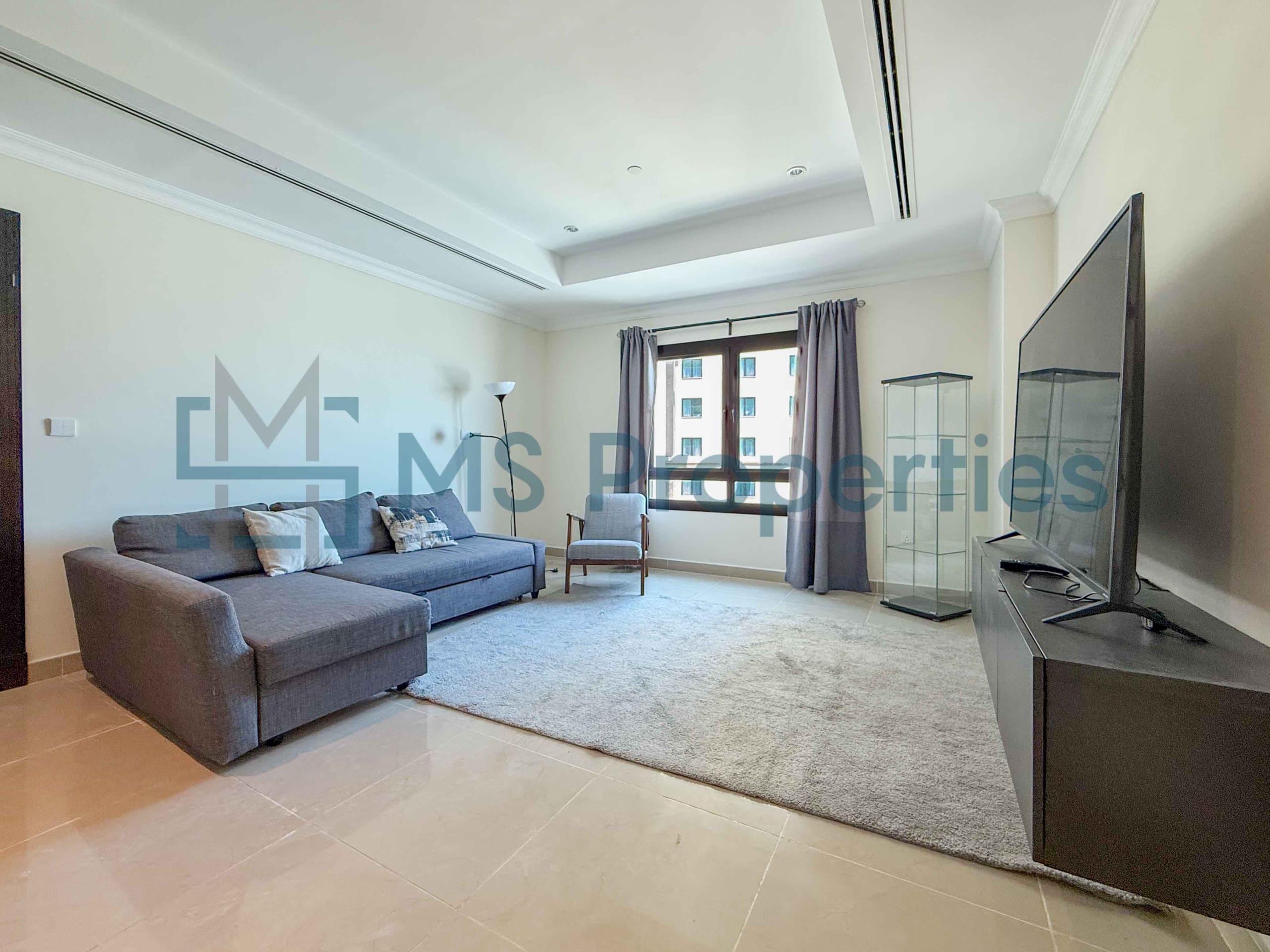 T28_713_-6 Charming 1BHK Furnished Home with Great Amenities