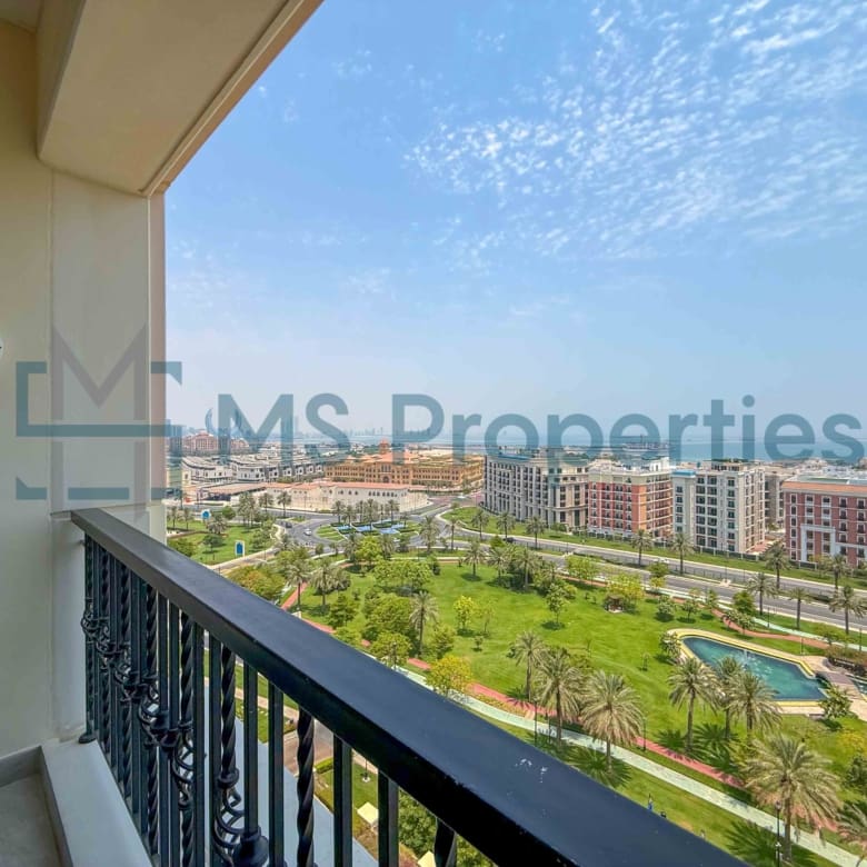No Commission Cozy Studio w/ Balcony | Bills Included