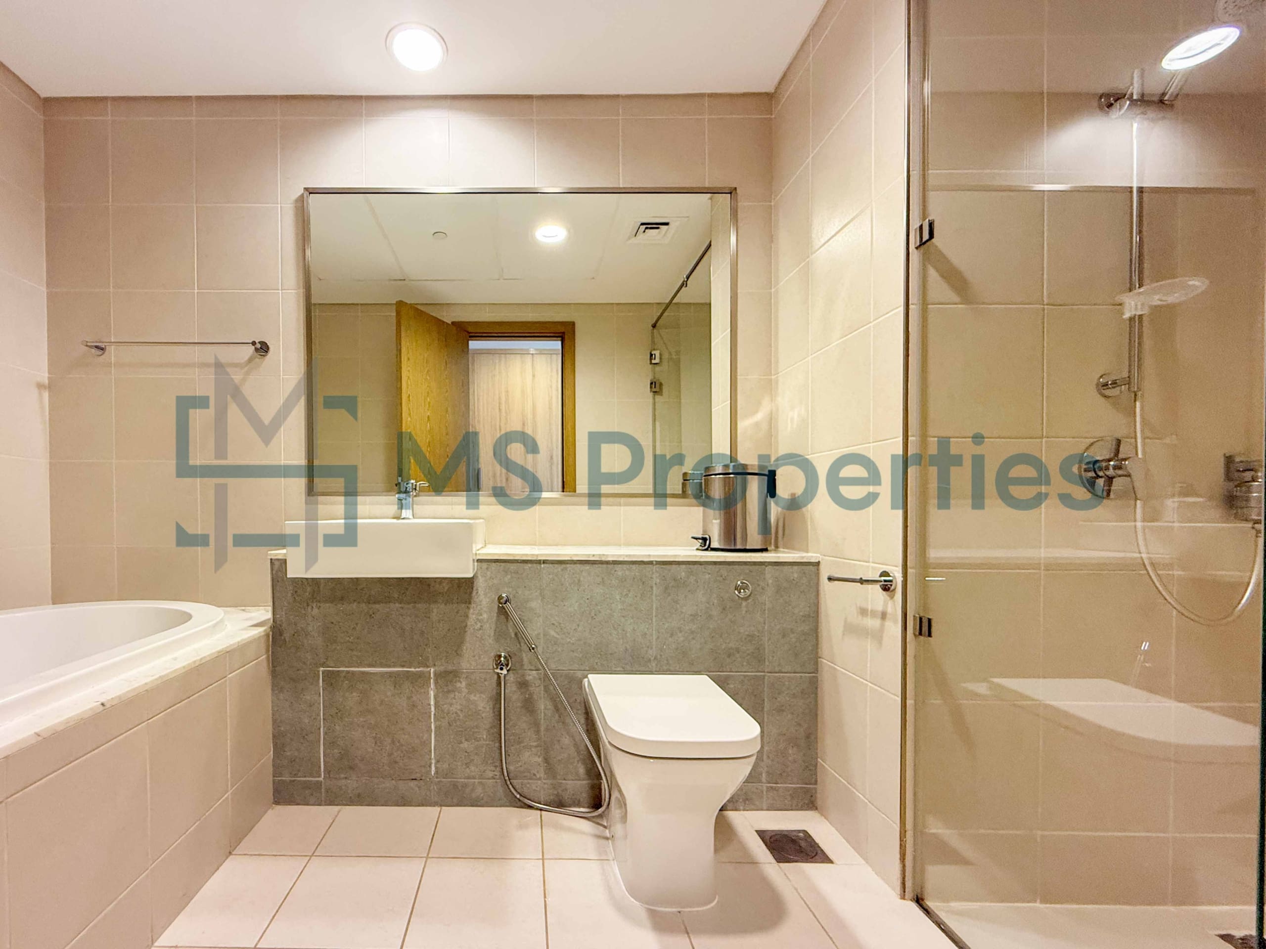 Pristine 1BHK + Office w/ Balcony | Bills Included | No Commssion