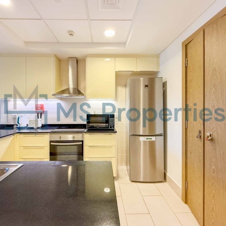 Pristine 1BHK + Office w/ Balcony | Bills Included | No Commssion