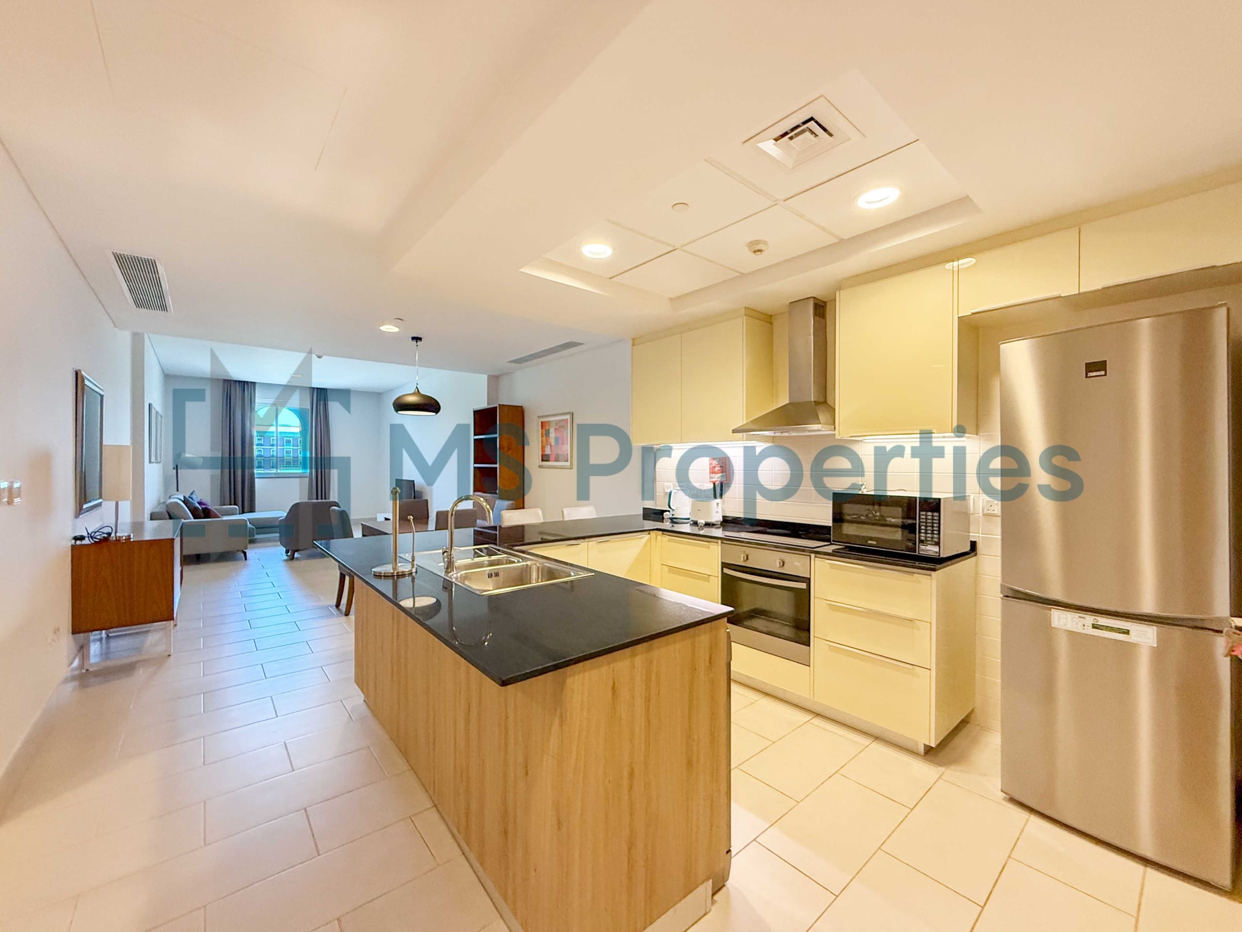 Pristine 1BHK + Office w/ Balcony | Bills Included | No Commssion