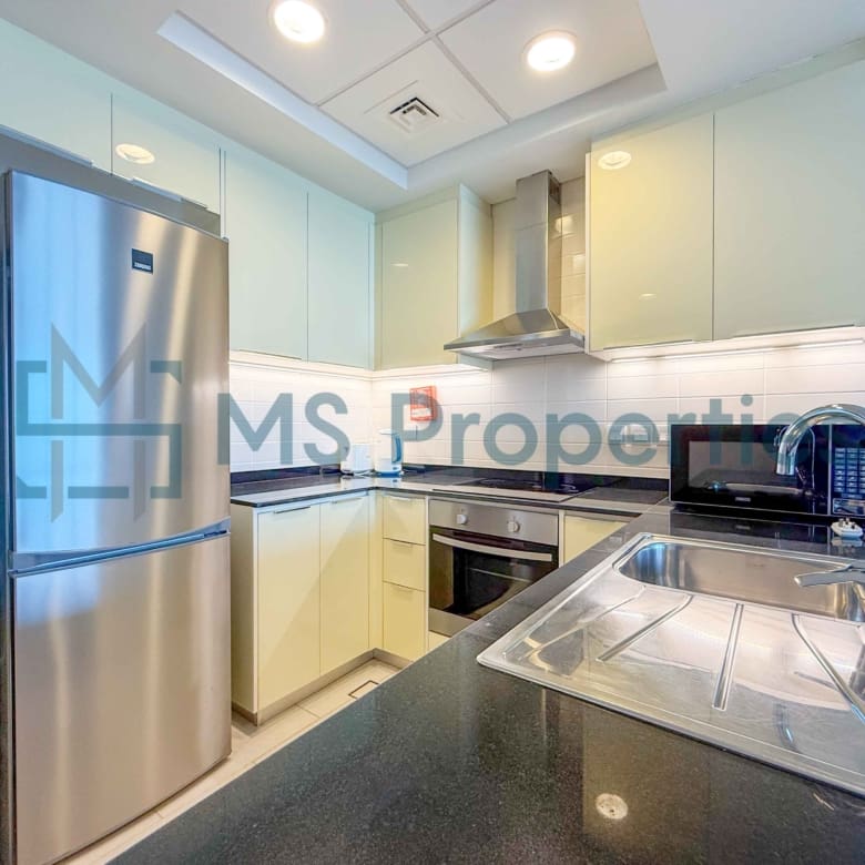 Cozy Furnished Studio+Balcony | No Commssion | Bills Included