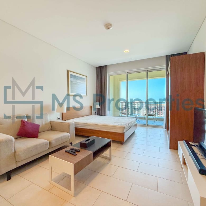 Cozy Furnished Studio+Balcony | No Commssion | Bills Included