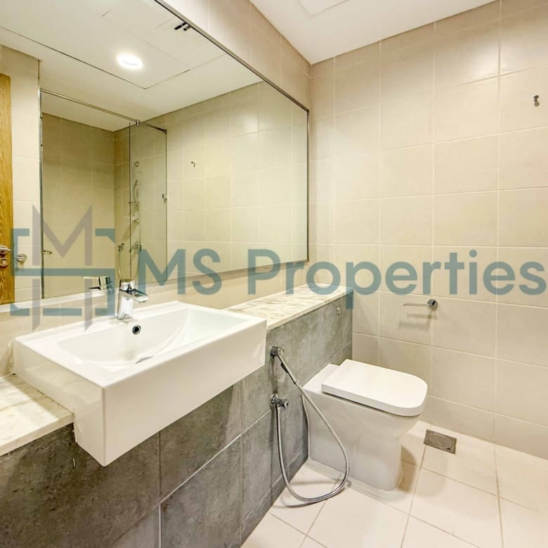 Cozy Furnished Studio+Balcony | No Commssion | Bills Included