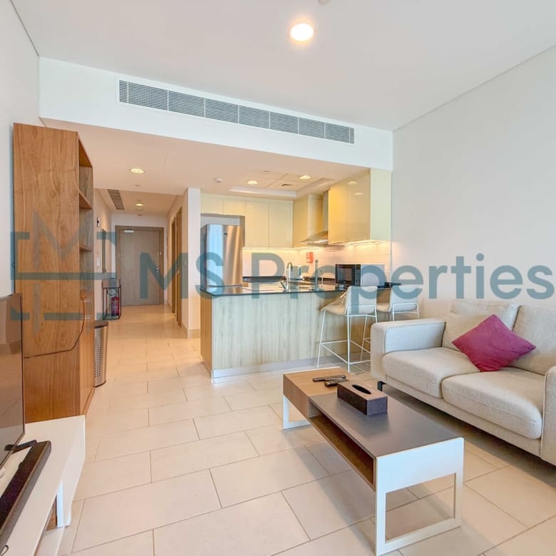 Cozy Furnished Studio+Balcony | No Commssion | Bills Included