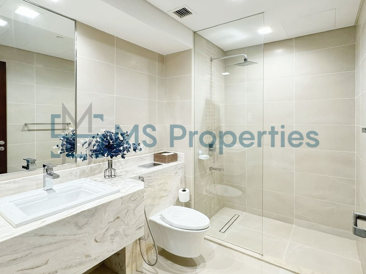 Elegant and Cozy Studio Furnished | Bills Included