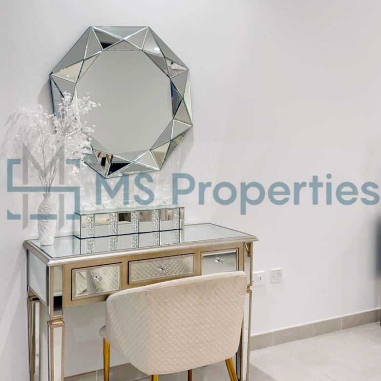 Elegant and Cozy Studio Furnished | Bills Included