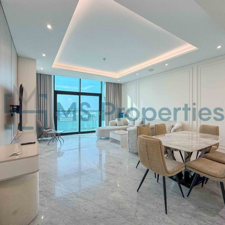 Stunning 2 Bedroom Flat with Outstanding View
