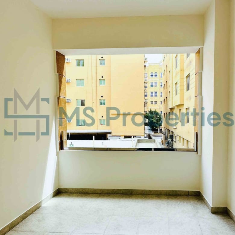 Semi Furnished 1 Bedroom Flat in Premium Location
