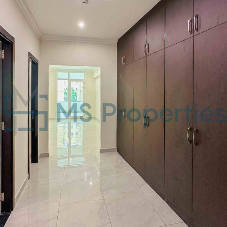 Semi Furnished 1 Bedroom Flat in Premium Location