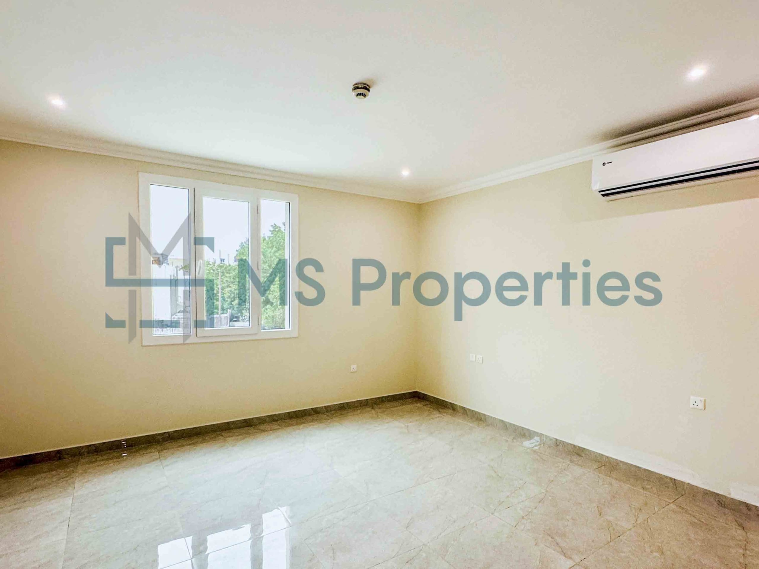 Semi Furnished 1 Bedroom Flat in Premium Location