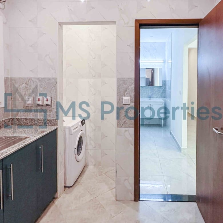 Semi Furnished 1 Bedroom Flat in Premium Location