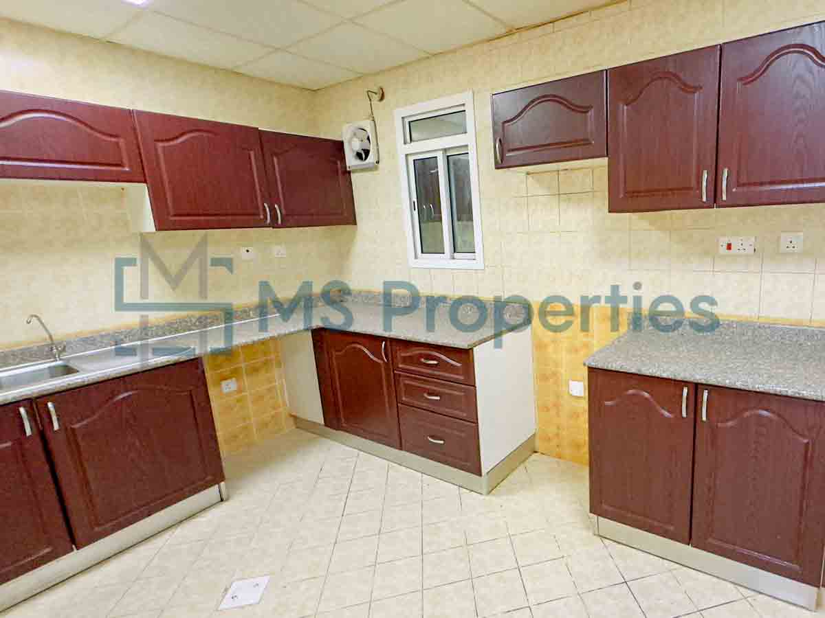 Unfurnished 3Bedroom Flat | Prime Location in Doha