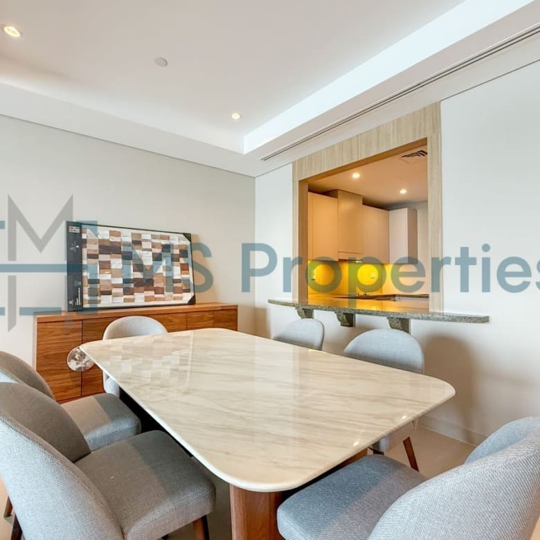 Stylish 1BR Townhouse | Breathtaking Sea View Balcony
