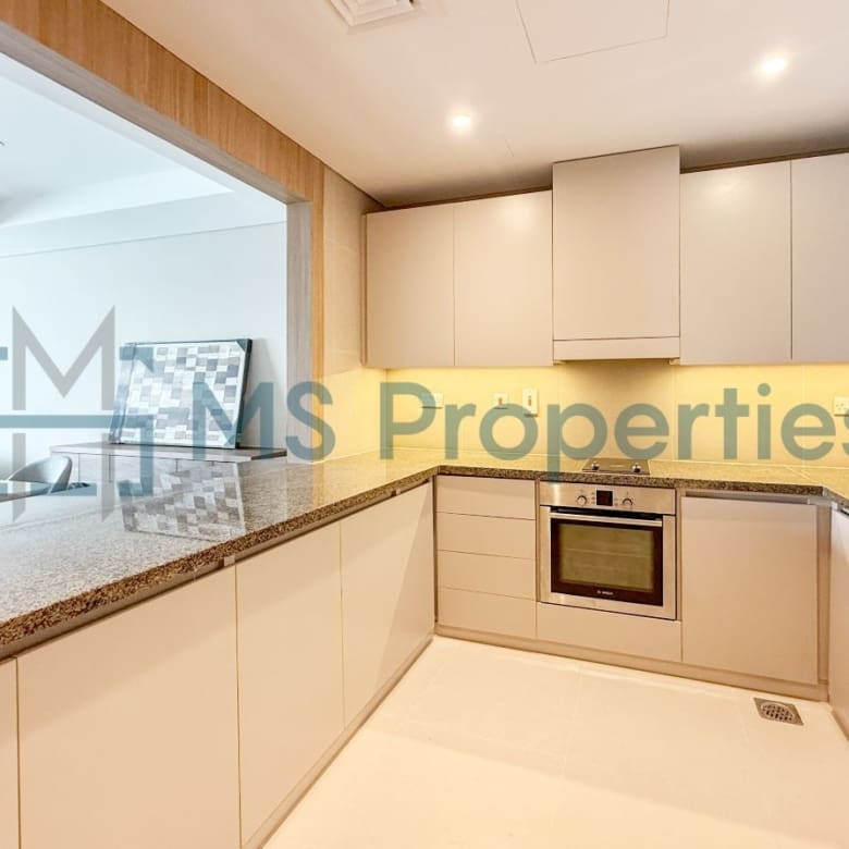 Stylish 1BR Townhouse | Breathtaking Sea View Balcony