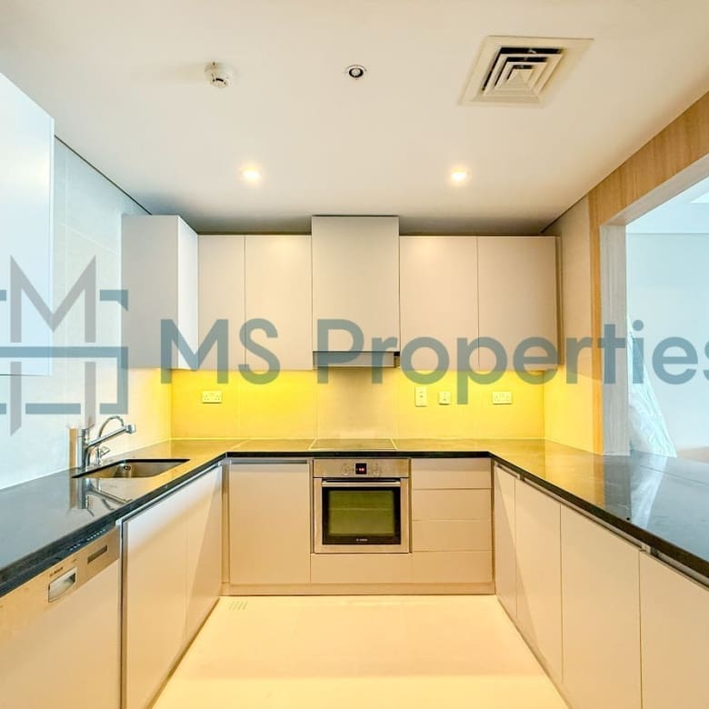 Modern | 2BR Townhouse | Sea View Balcony