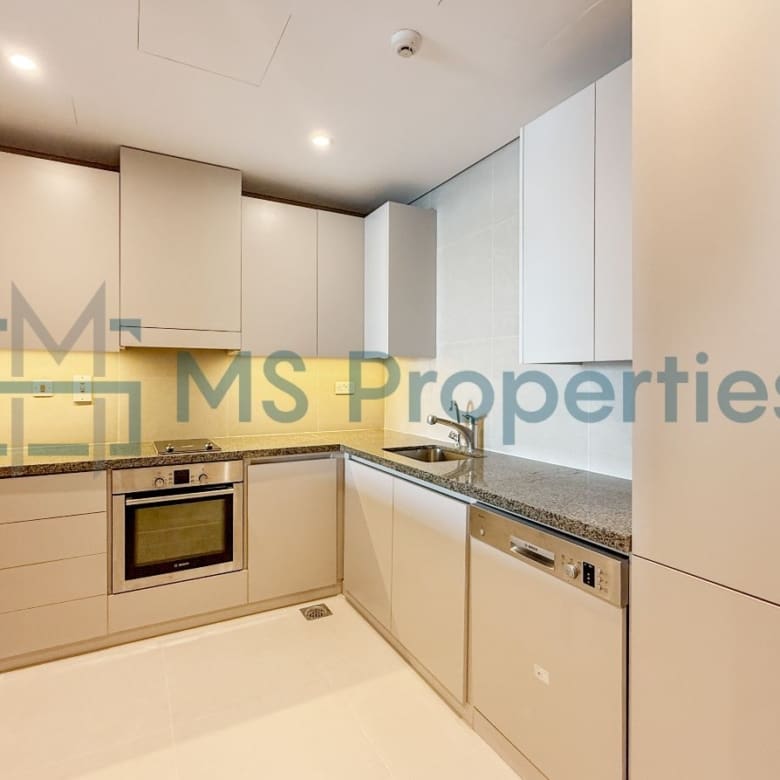 Stylish 1BR Townhouse | Breathtaking Sea View Balcony