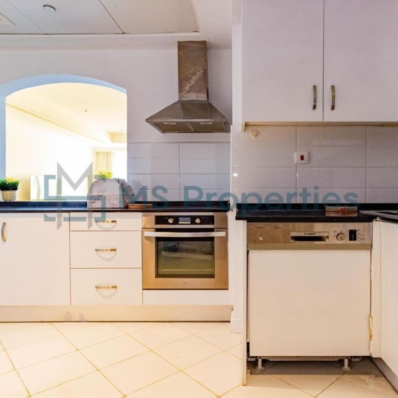 Elegant 1-Bedroom Furnished | Beautiful Sea View | Bills Included