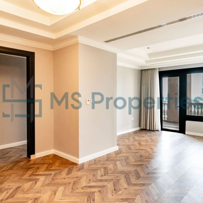 Bright and Elegant 1BR Apartment with Huge Balcony