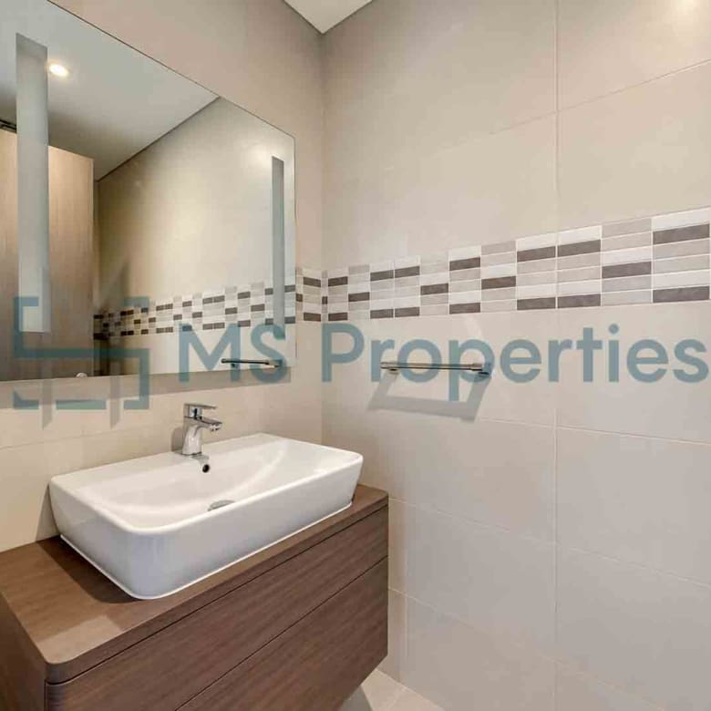 Good Investment | Pristine 1BDR Apartment with Sea View