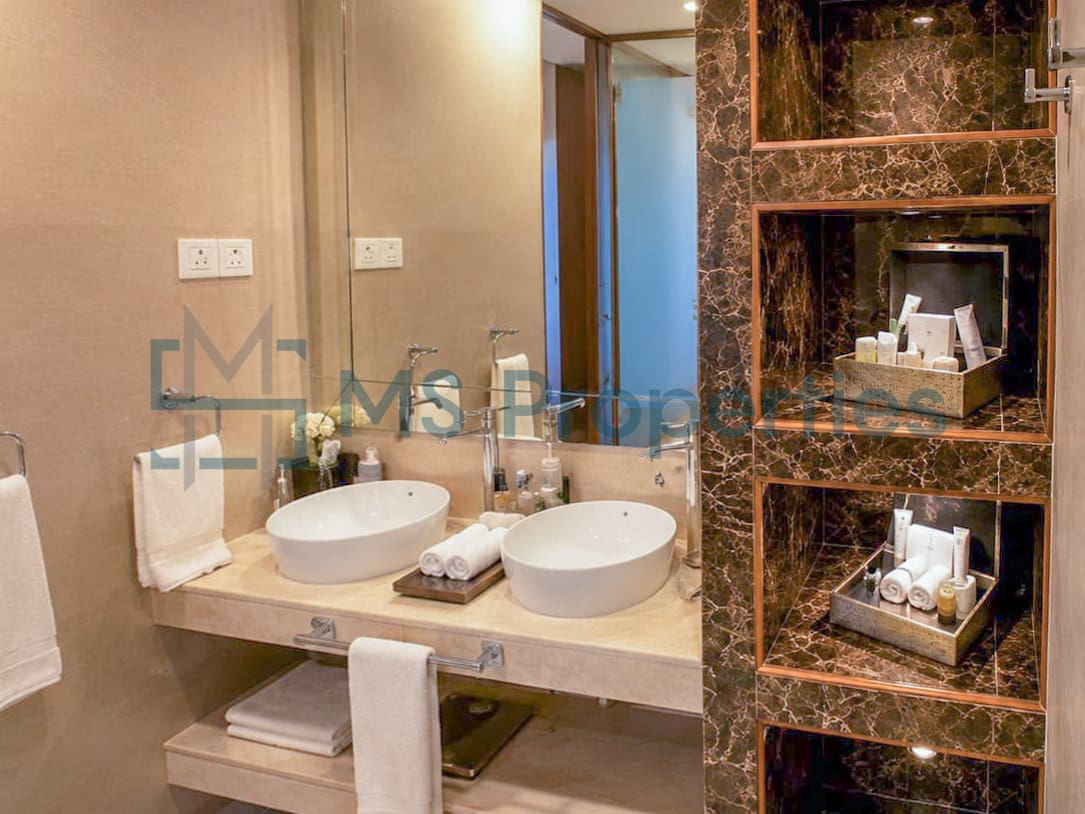 Smart Investment | Newly Renovation Luxury 1 BHK+Office