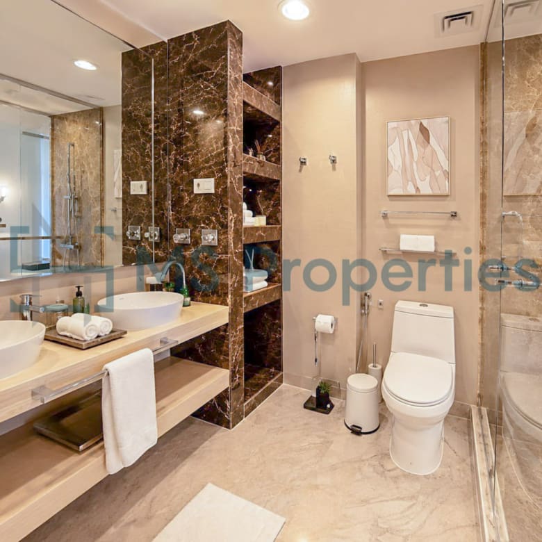 Smart Investment | Newly Renovation Luxury 1 BHK+Office