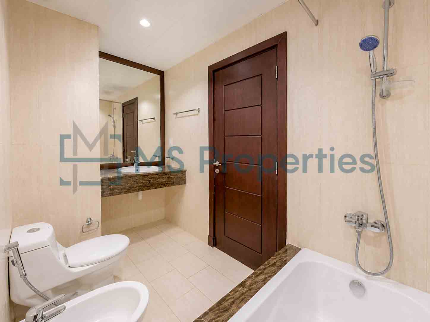 Sophisticated 1 BDR + Office Apartment w/ Balcony Perfect View