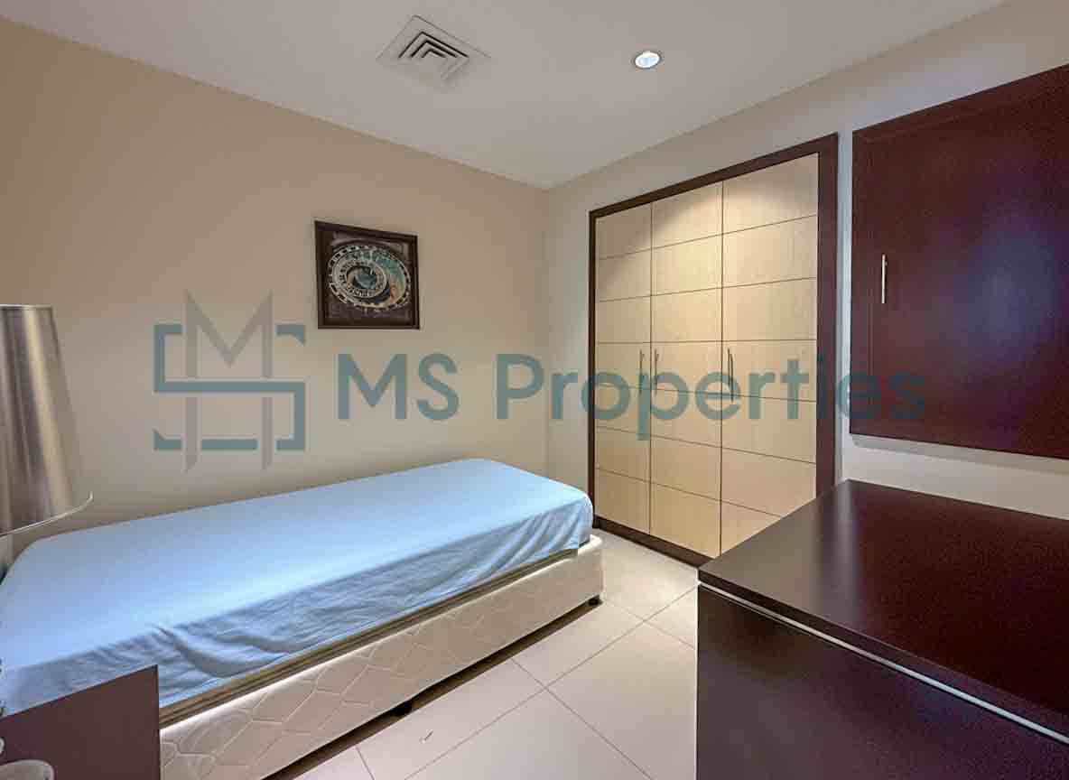 Sophisticated 1 BDR + Office Apartment w/ Balcony Perfect View