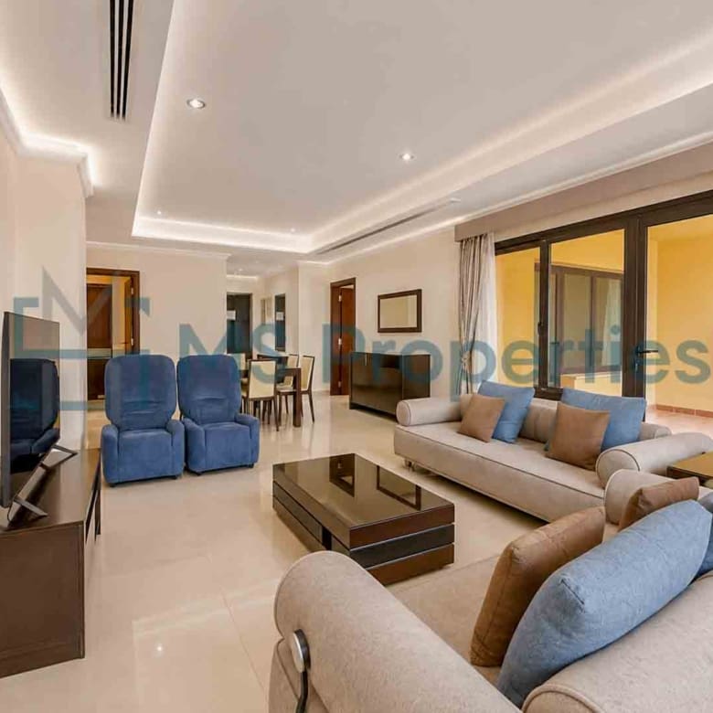 Sophisticated 1 BDR + Office Apartment w/ Balcony Perfect View