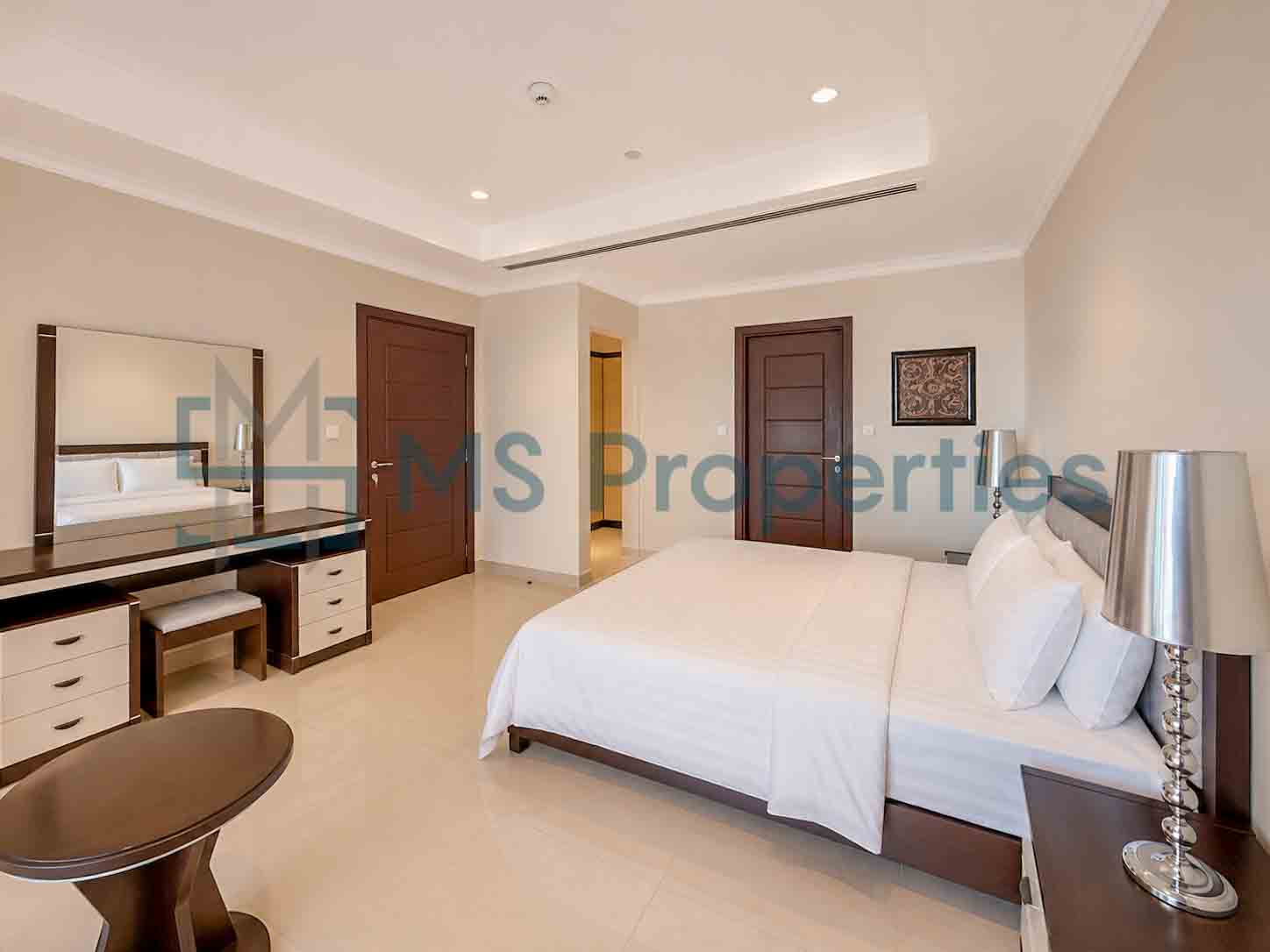 Sophisticated 1 BDR + Office Apartment w/ Balcony Perfect View