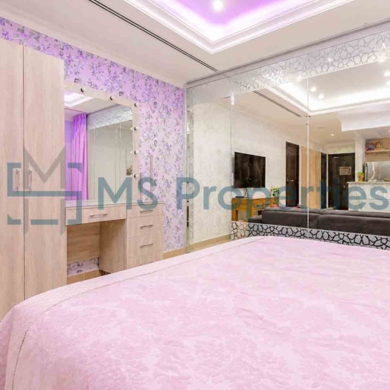 Beautiful Studio | Utilities Included | Prime Location