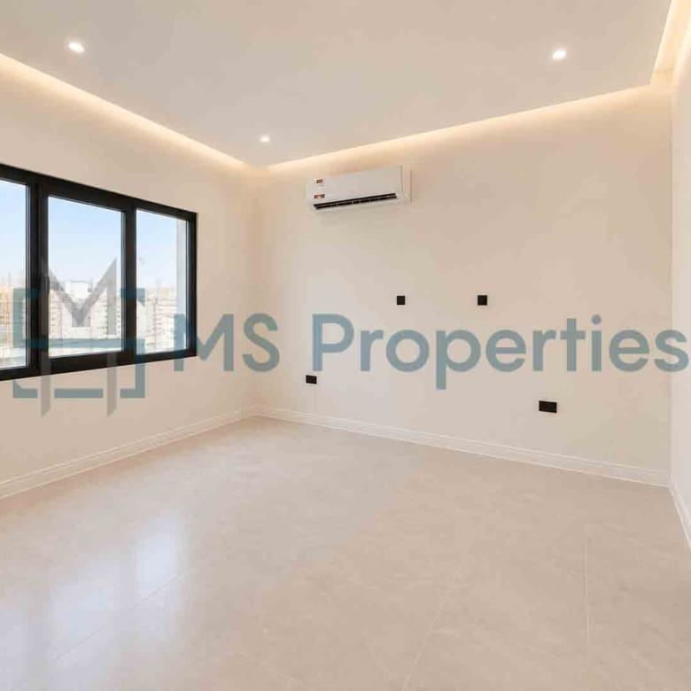 Brand New Huge 6BR Villa in Umm Besher in Al Wakra