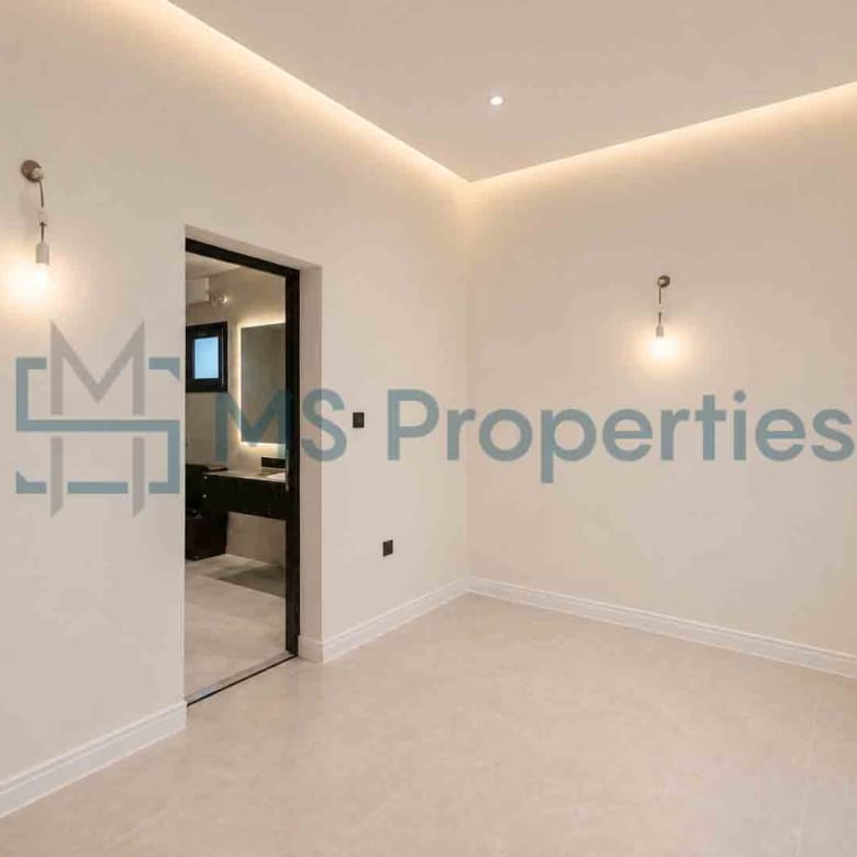 Brand New Huge 6BR Villa in Umm Besher in Al Wakra